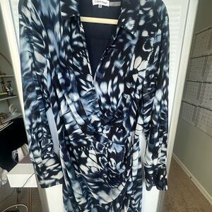Calvin Klein Women's Abstract Blue and Black Long Sleeve Dress